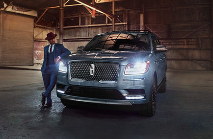 Ne-Yo Lincoln Navigator 2