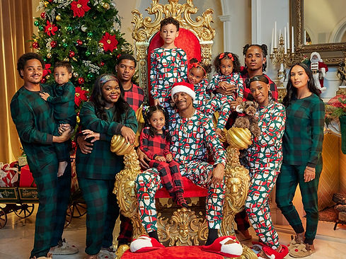 Snoop Dogg and his family